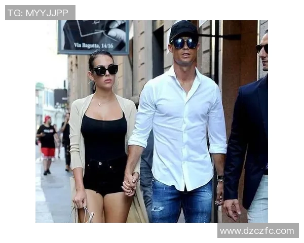 足球明星华丽走红毯瞬间回顾展现风采与魅力的精彩合集