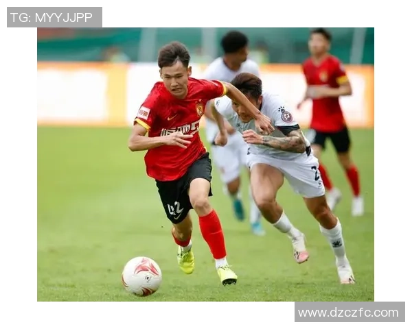 广州足球队在全国锦标赛积分榜上以98分稳居第一名展现强劲实力